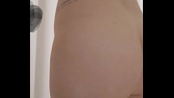 Missionary or doggy petite girlfriend kitt shows off body