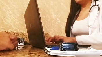 Médica julia e a consulta gostosa