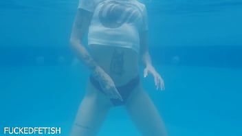 Rock style wet ashley rose