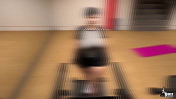 Curvy milf's working on their cardio