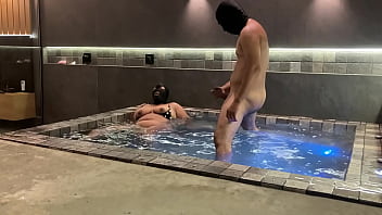 Peguei A Morena Por Traz E Soquei Com Força Na Buceta Dela Que Chegou A Gritar thumbnail