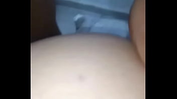 Duas picas brincando com o cu da esposa do corno Duas picas brincando com o cu da esposa do corno