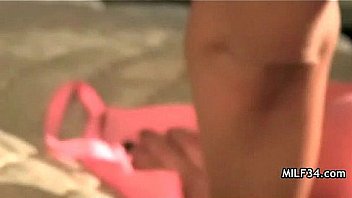 Amateur milf hottie getting a hard dong