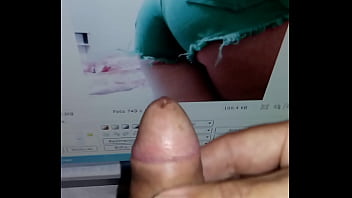 Gozando para uma puta