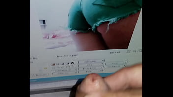 Gozando para uma puta