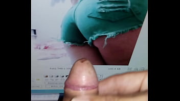 Gozando para uma puta