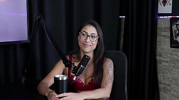 Fazia conteúdo lésbico tem vergonha de ver seus vídeos já fez menage e o fetiche que ela recusou foi luciana picchi sheer red