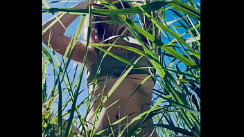 Profite du week end de pâques pour me découvrir intégralement