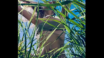 Profite du week end de pâques pour me découvrir intégralement