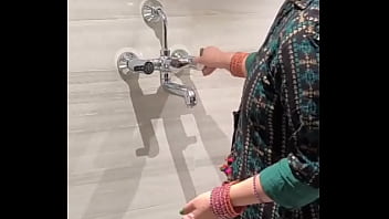 Take morning shower come with me