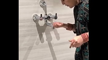 Take morning shower come with me