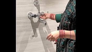 Take morning shower come with me