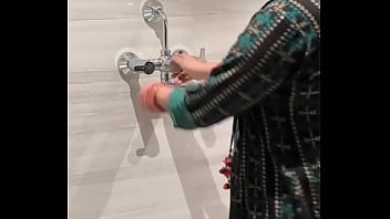 Take morning shower come with me