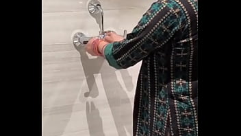 Take morning shower come with me