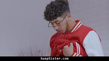 Mina and harley start flirting with their stepbrothers swapsister Mina and harley start flirting with their stepbrothers swapsister