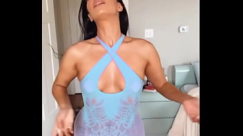 Deleting in 8 hours comment hiii and like for a nude in your dms