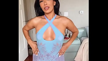 Deleting in 8 hours comment hiii and like for a nude in your dms