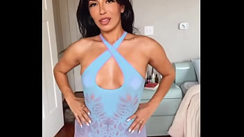 Deleting in 8 hours comment hiii and like for a nude in your dms