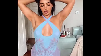 Deleting in 8 hours comment hiii and like for a nude in your dms