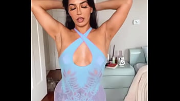 Deleting in 8 hours comment hiii and like for a nude in your dms