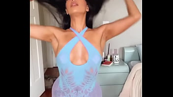 Deleting in 8 hours comment hiii and like for a nude in your dms