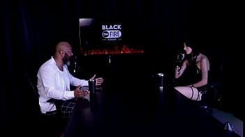 Gosta de colocar um plug no cu o preparo que faz pro sexo anal e se arrependeu de dar o cu paty raven watch sheer red