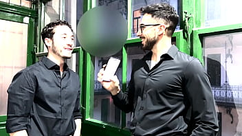 The real estate agent takes 3 cocks at double penetration and a destroyed ass