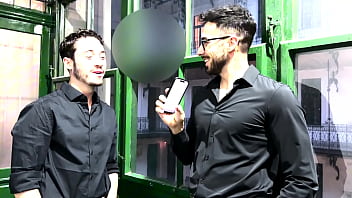 The real estate agent takes 3 cocks at double penetration and a destroyed ass