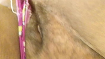 Acordei com tesão preciso de alguém pra foder minha buceta grande