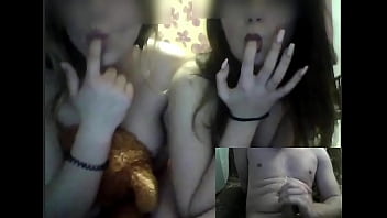 Две красивые студентки после вечерики