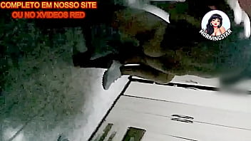 Reuniao da vizinhança do predio acaba com foda com casada na cama do corno legendado Reuniao da vizinhança do predio acaba com foda com casada na cama do corno legendado