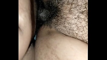 Esposa recibe su porsion de leche