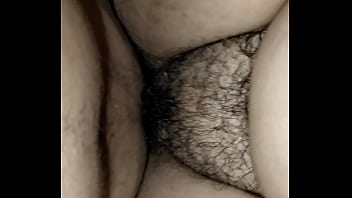 Esposa recibe su porsion de leche