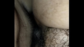 Esposa recibe su porsion de leche