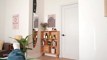 I fucked my friends mom so she could relive her college days taylor vixxen