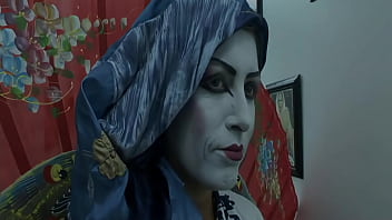 Keanni lei has a side job of fucking white boy cock