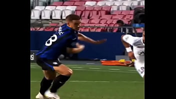 Neymar gozando gostoso na cara do messi