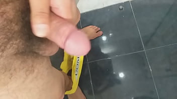 Paja en el baño