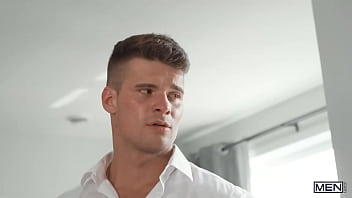 Stuffed For The Guests Uncut Men thumbnail