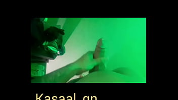 Corninho filmando a esposa com amigo pauzudo