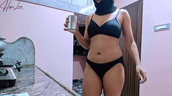 We have sex in the kitchen when her husband is not watching