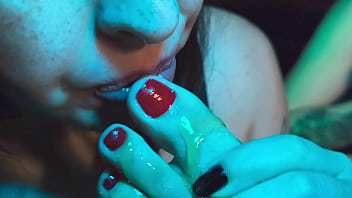 Please suck my sticky toes