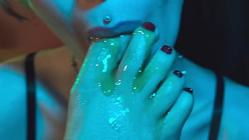 Please suck my sticky toes