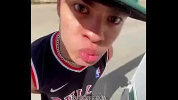 Negão comendo cuzinho