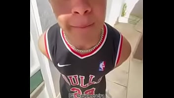 Negão comendo cuzinho