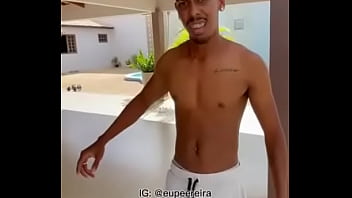 Negão comendo cuzinho