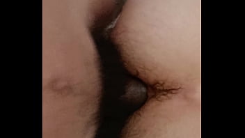 Aprendeu a ficar de quatro para me agradar