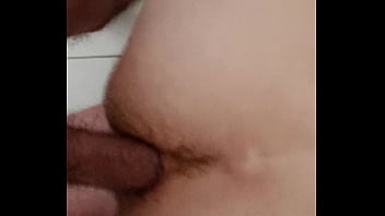 Aprendeu a ficar de quatro para me agradar