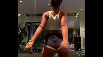 Sommer ray ass shaking anal