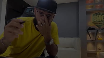 My friend is very slutty she seduces me to penetrate her and then she asks me to fuck her tight ass